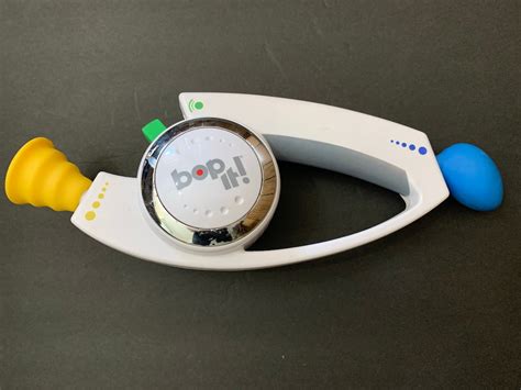 bop it white